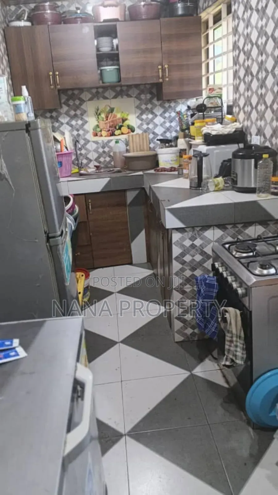 2bdrm House in Oyibi for sale