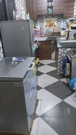 2bdrm House in Oyibi for sale