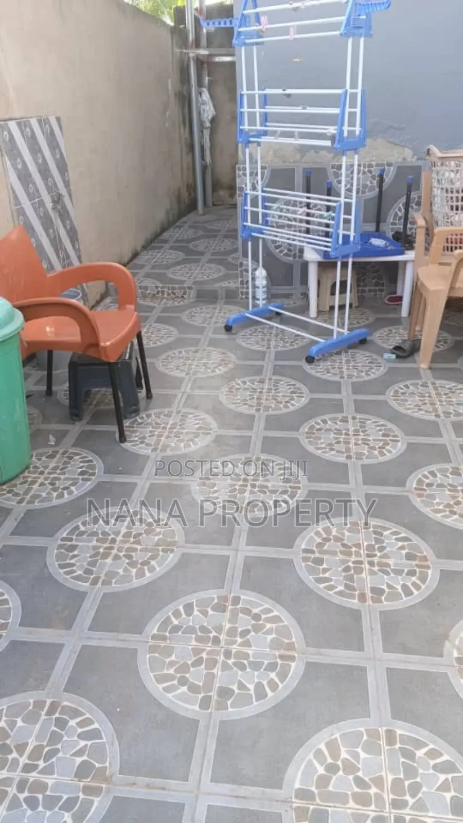 2bdrm House in Oyibi for sale