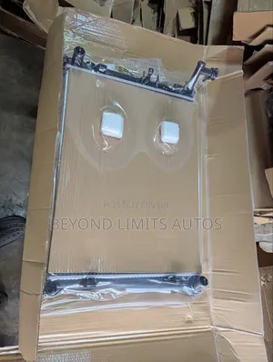 Hyundai Elantra 2007,2008,2009,2010,2011 Radiator/ Water Tank