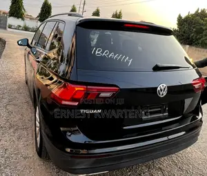 Volkswagen Tiguan 2.0T SEL R-Line Black FWD 2019 Black