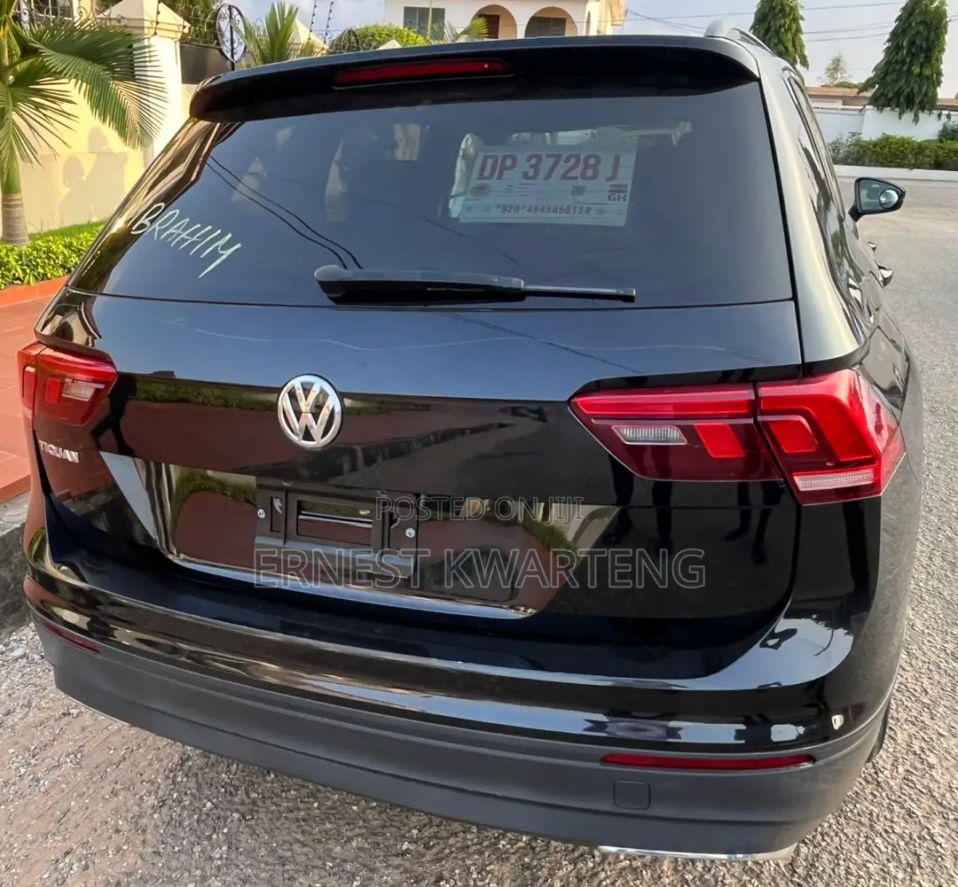 Volkswagen Tiguan 2.0T SEL R-Line Black FWD 2019 Black