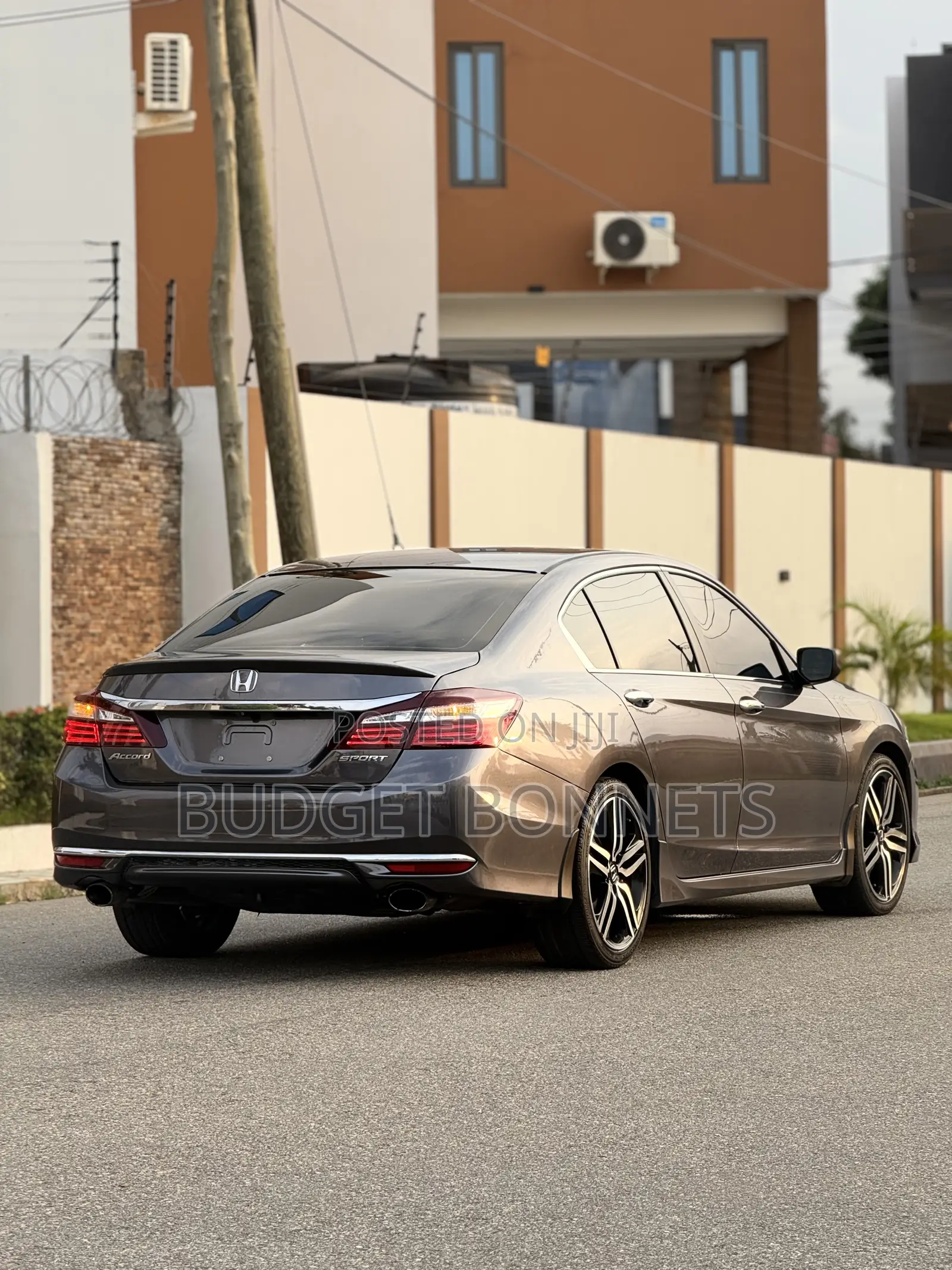 Honda Accord Sport SE 4dr Sedan FWD (2.4L 4cyl 2A) 2017 Gray