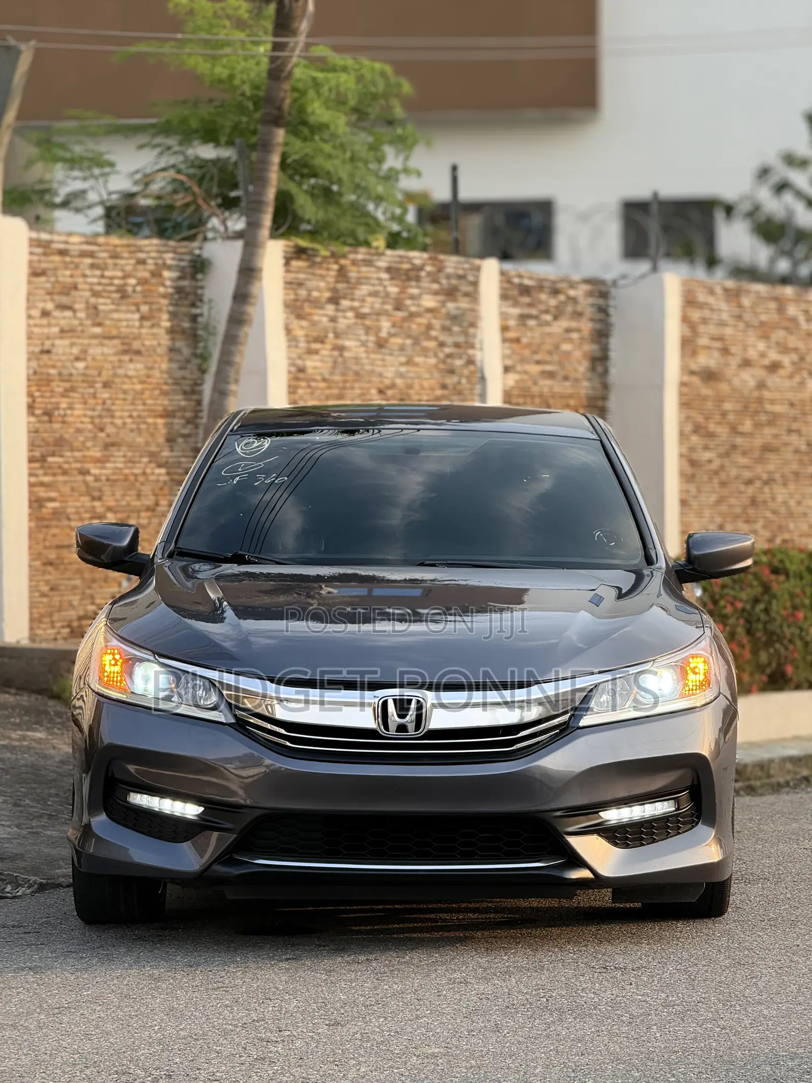 Honda Accord Sport SE 4dr Sedan FWD (2.4L 4cyl 2A) 2017 Gray