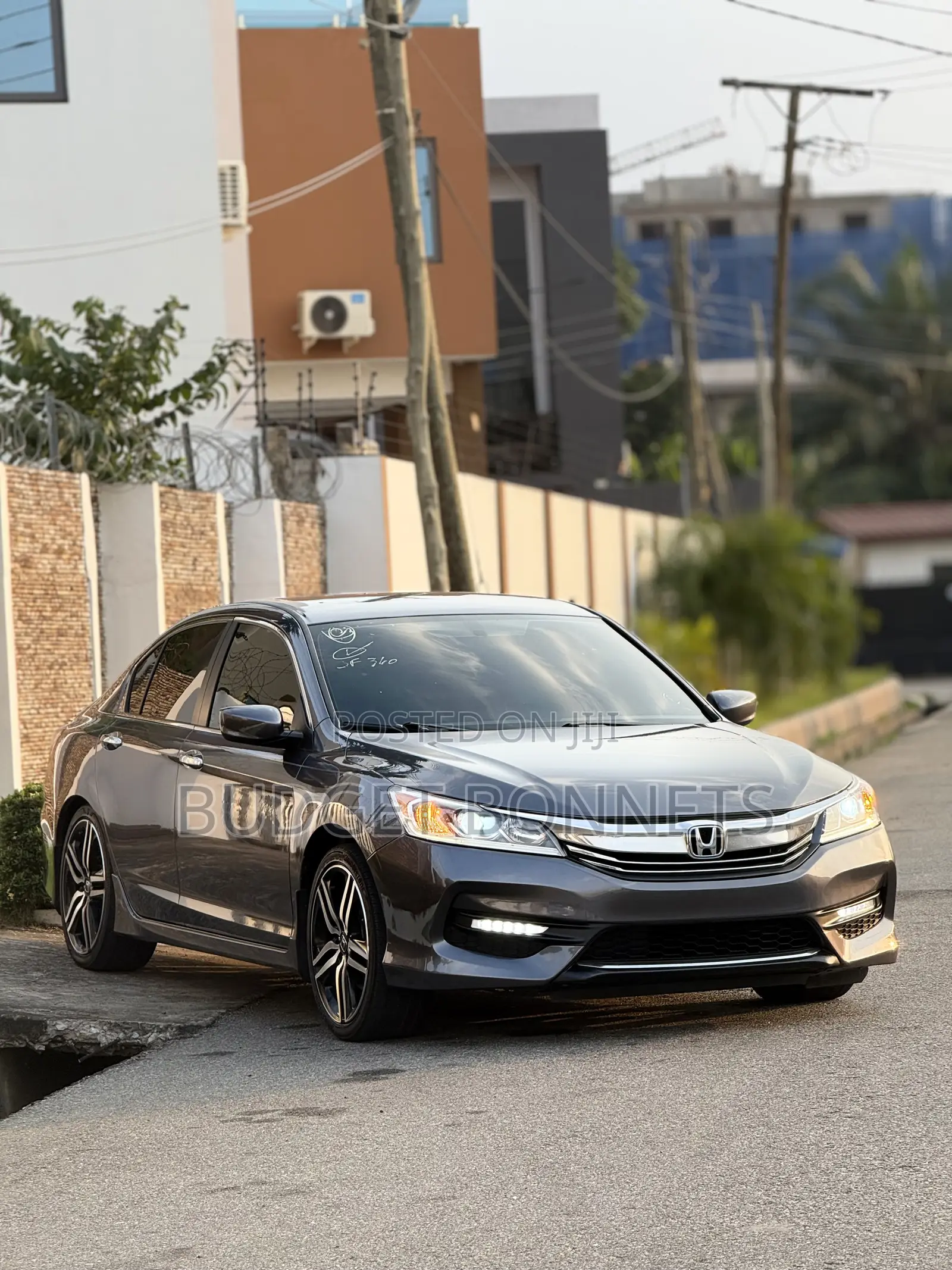 Honda Accord Sport SE 4dr Sedan FWD (2.4L 4cyl 2A) 2017 Gray