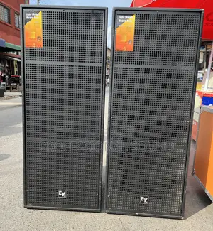 Electro-Voice Ds214p Dual 15-Inch Full-Range Passive Pa Speakers.