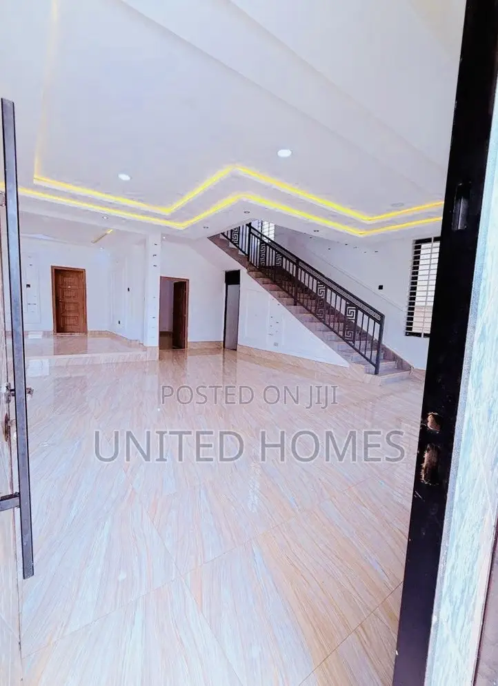 4bdrm House in East Legon for sale