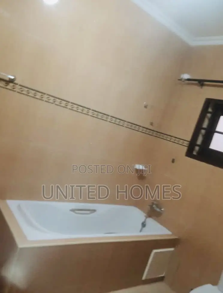 4bdrm House in Taifa-Burkina for rent