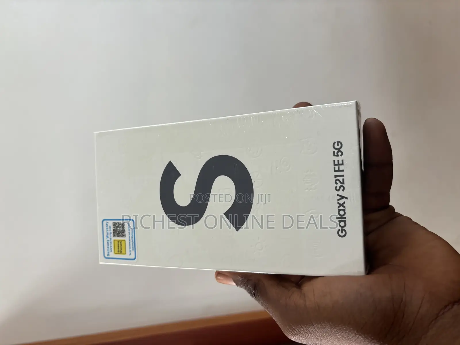New Samsung Galaxy S21 FE 5G 128 GB Black