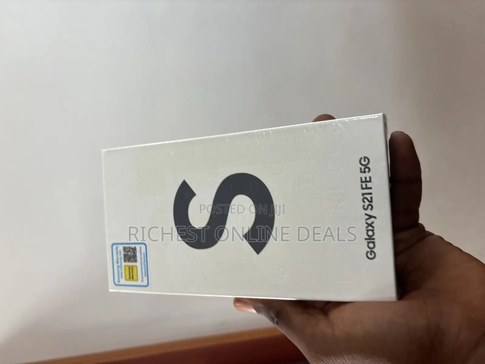 New Samsung Galaxy S21 FE 5G 128 GB Black