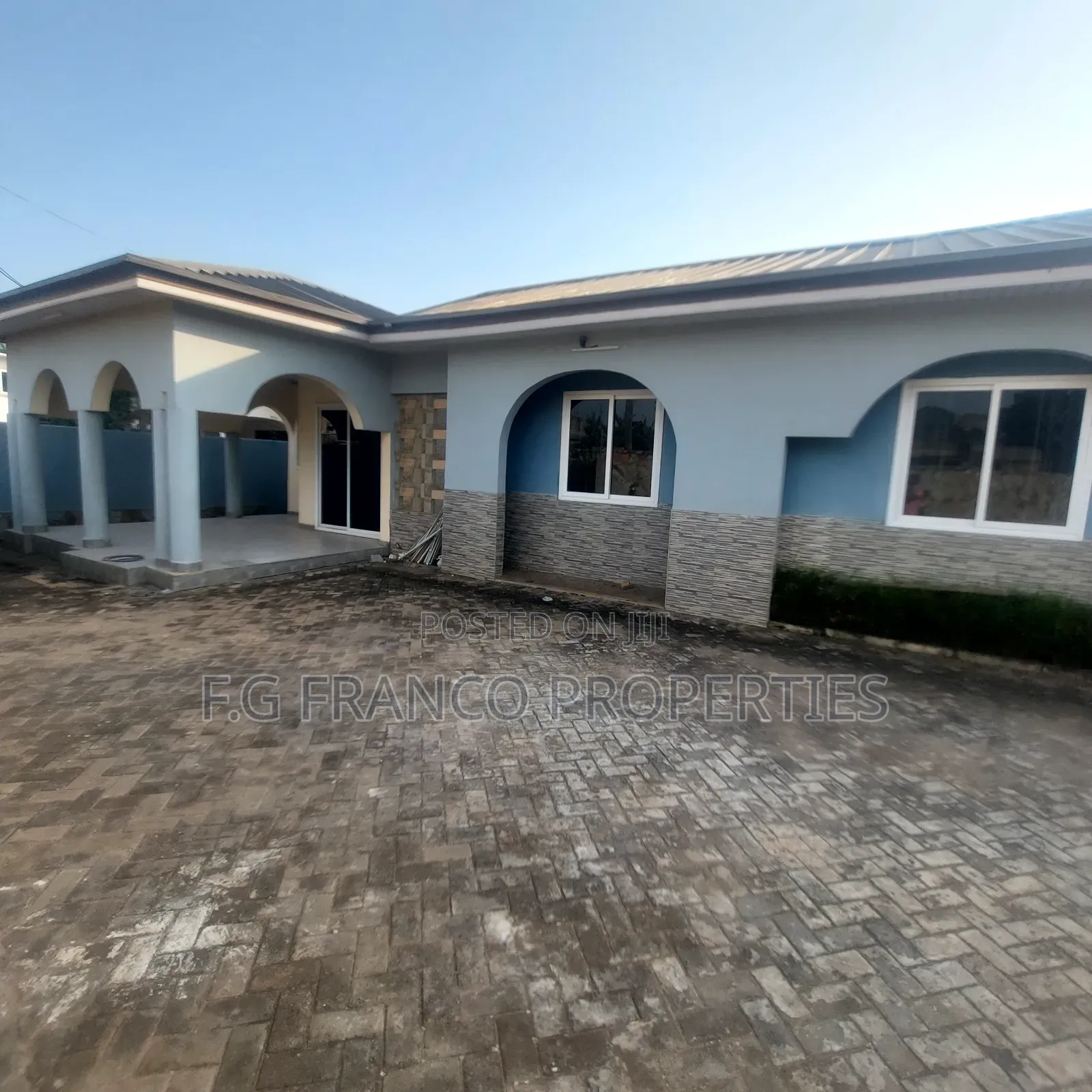 Furnished 3bdrm House in Kg Franco Properties, Sakumono for rent