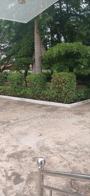 4 Bedrooms + 2 Rooms B/Q at North Dzorwulu for Rent $2500