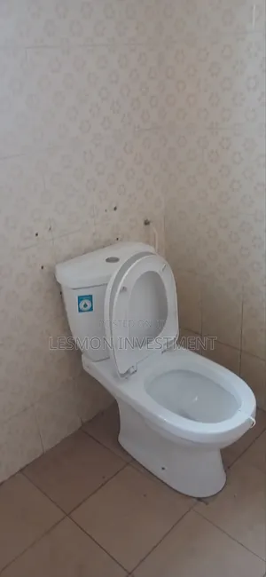 4 Bedrooms + 2 Rooms B/Q at North Dzorwulu for Rent $2500