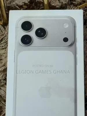 New Apple iPhone 17 Pro Max 256 GB Silver