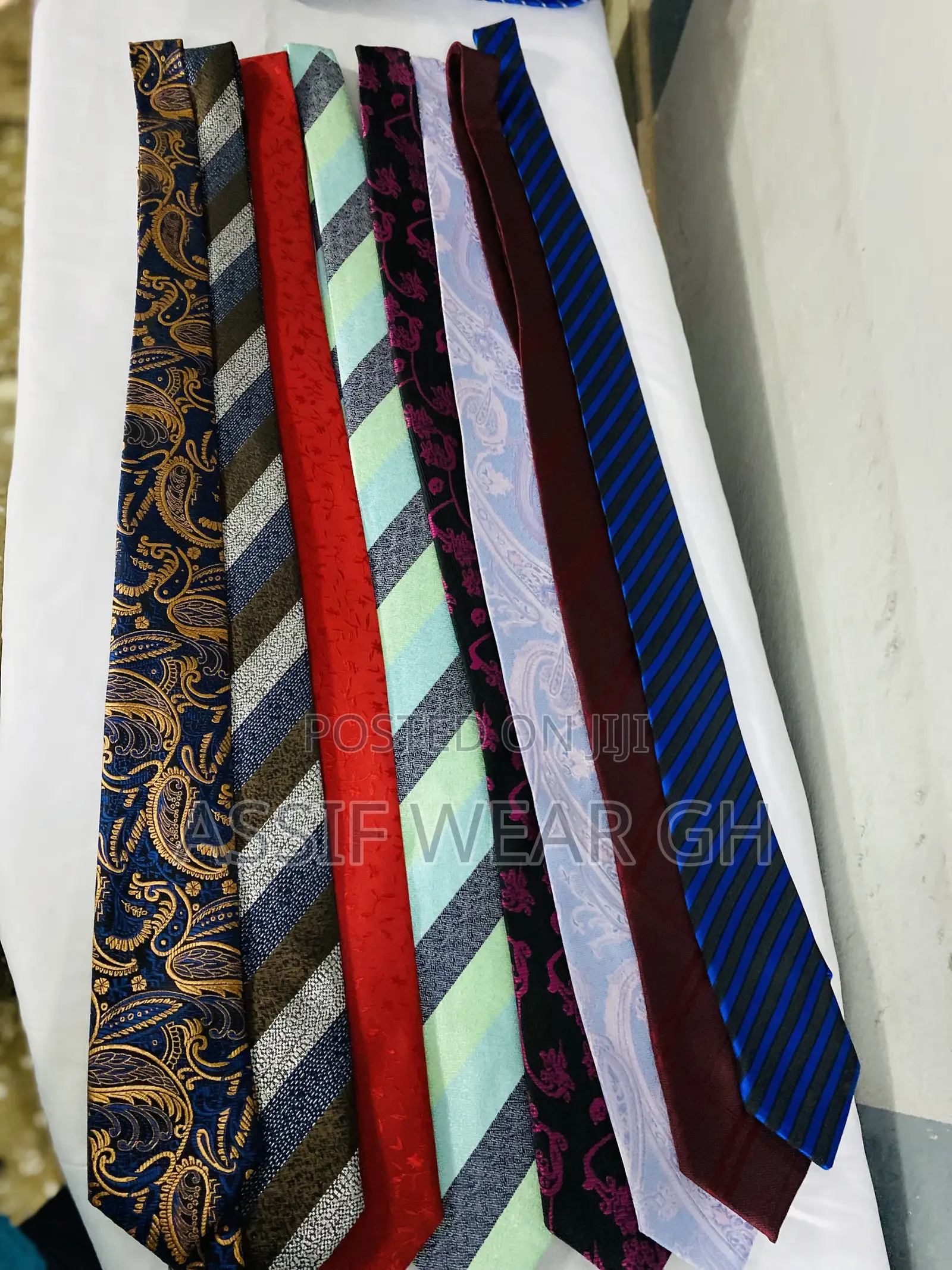 Quality and Colorful Ties