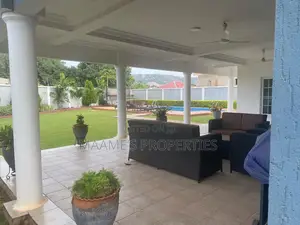 7bdrm Mansion in Oyarifa for sale