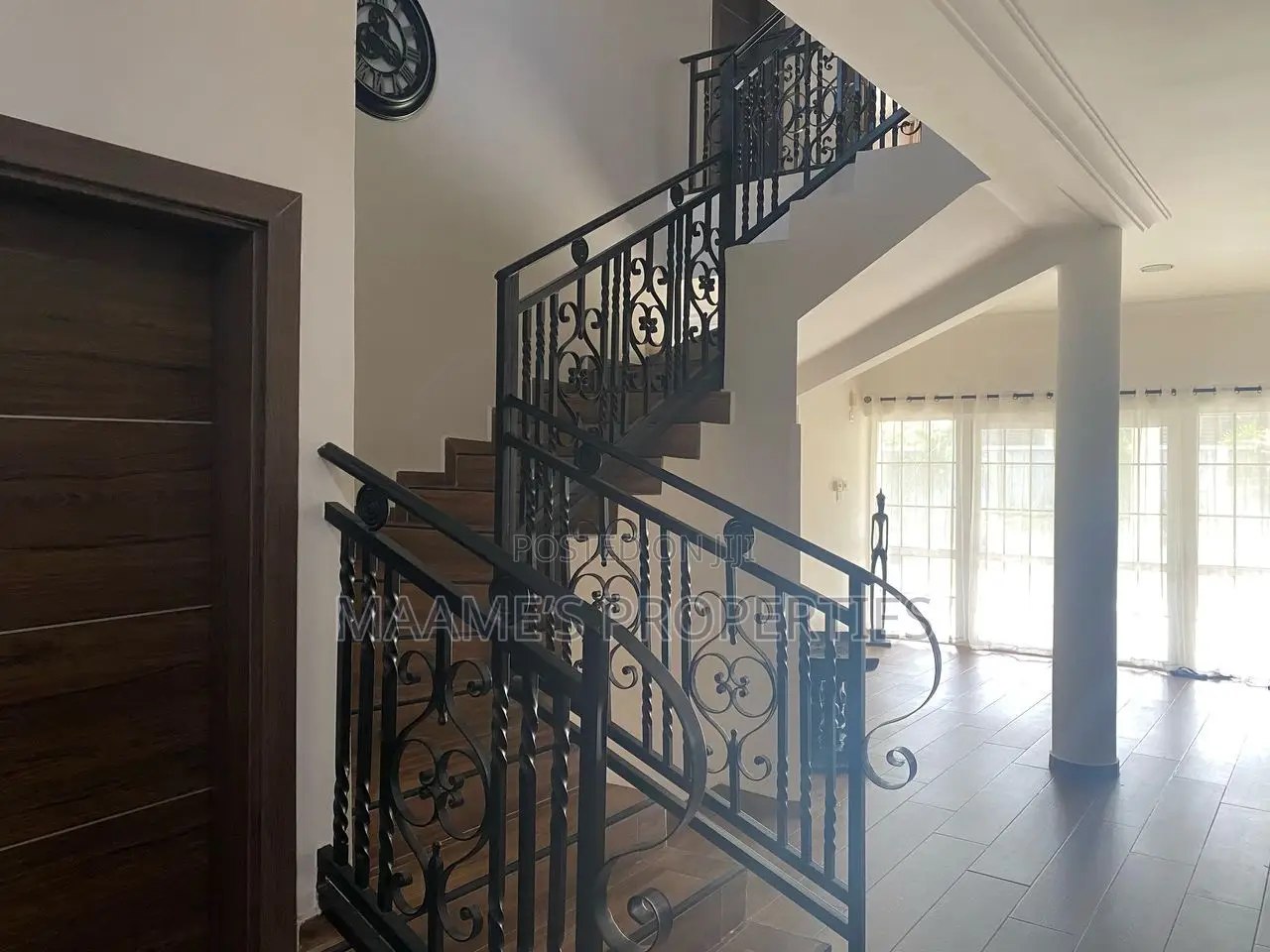 7bdrm Mansion in Oyarifa for sale