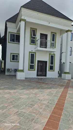 Furnished 4bdrm Duplex in Community 12, Tema Metropolitan for rent