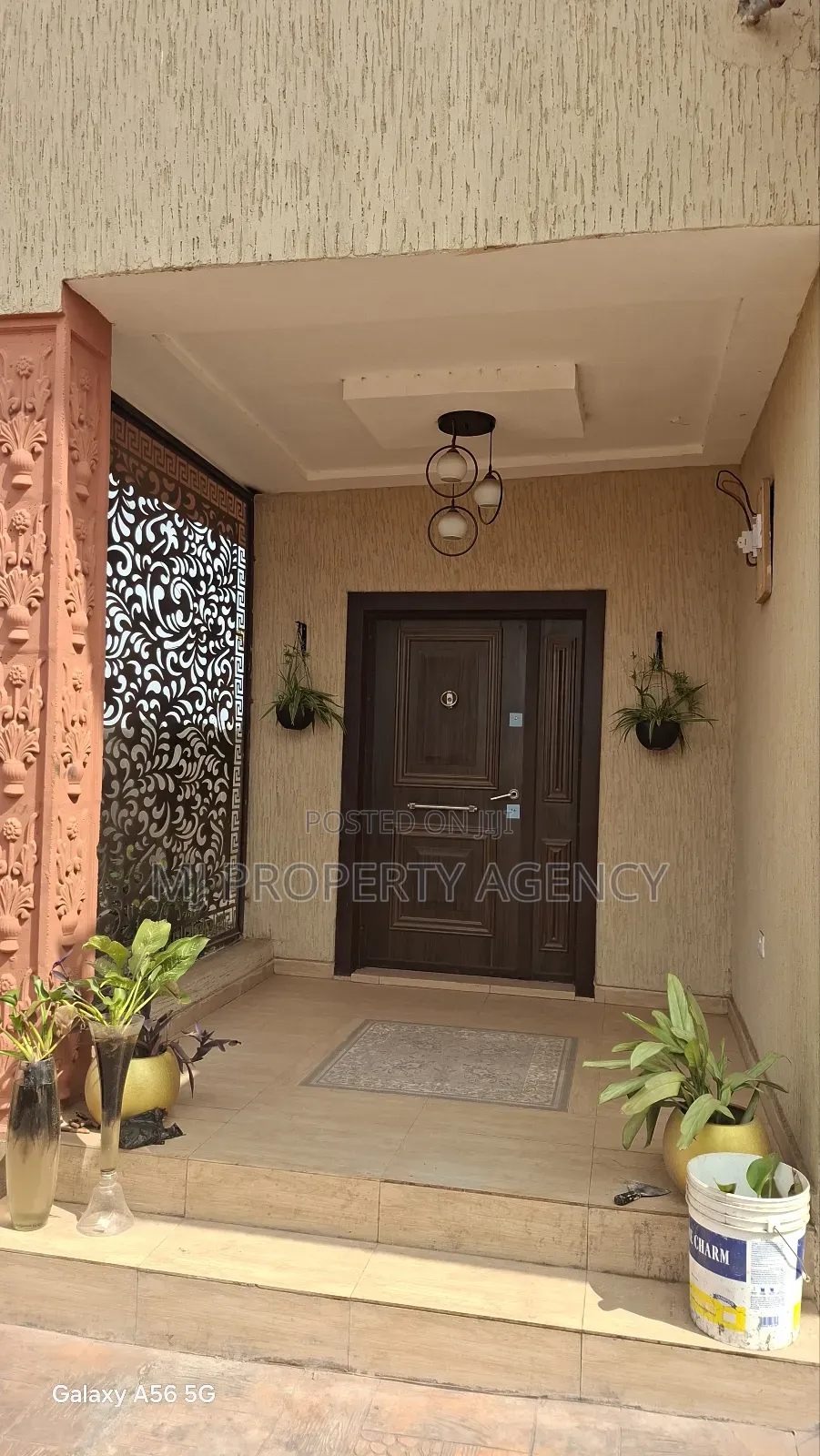5bdrm Duplex in Community 12 New, Tema Metropolitan for sale