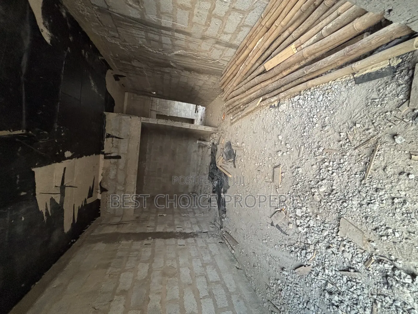 Ex 2 Bedroom Duplex House for Sale