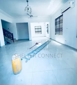 3bdrm House in Lake Side, Ashaley Botwe for rent