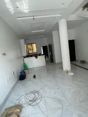 3bdrm Duplex in East Legon for sale