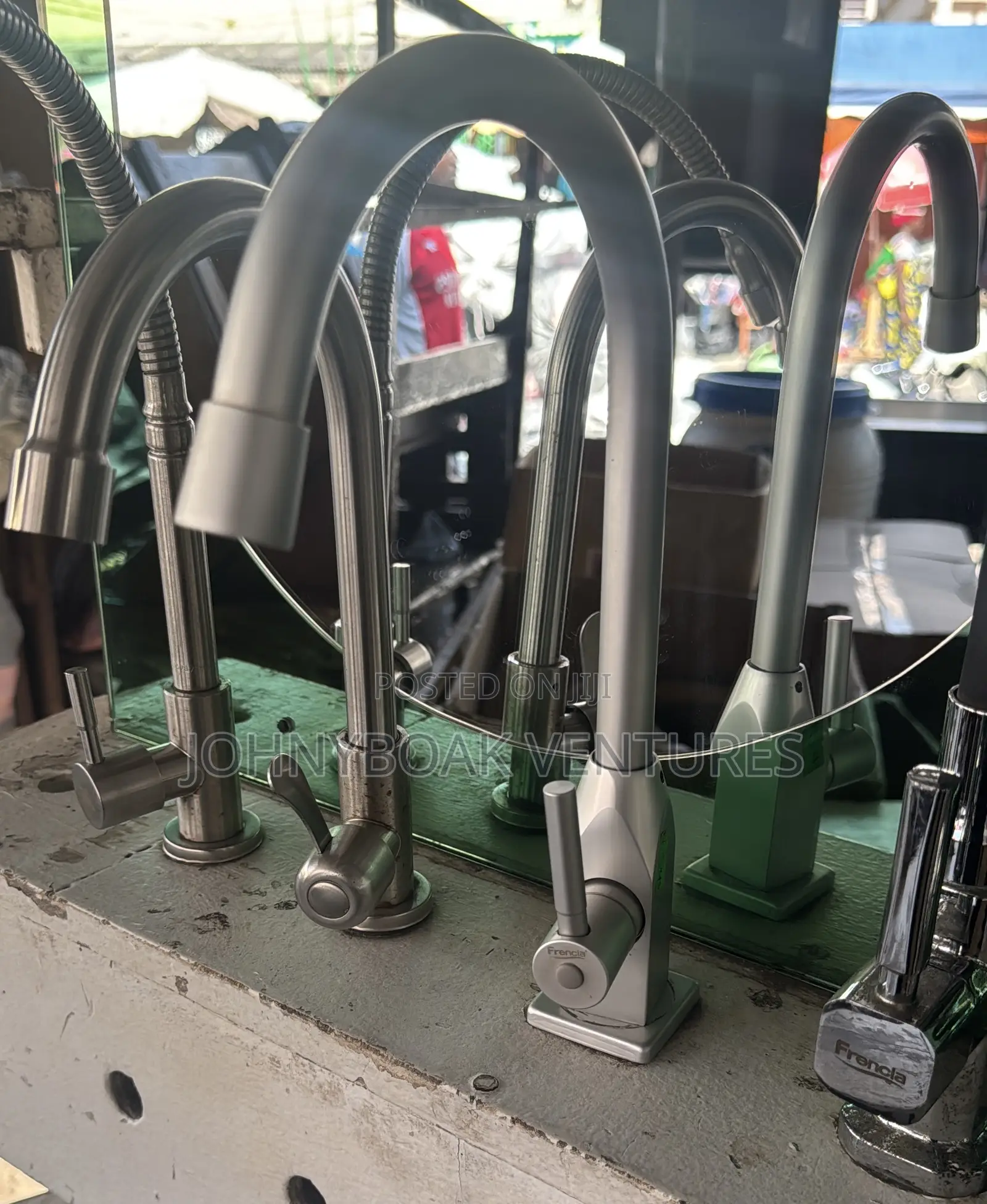 Curve Single Sink Tap