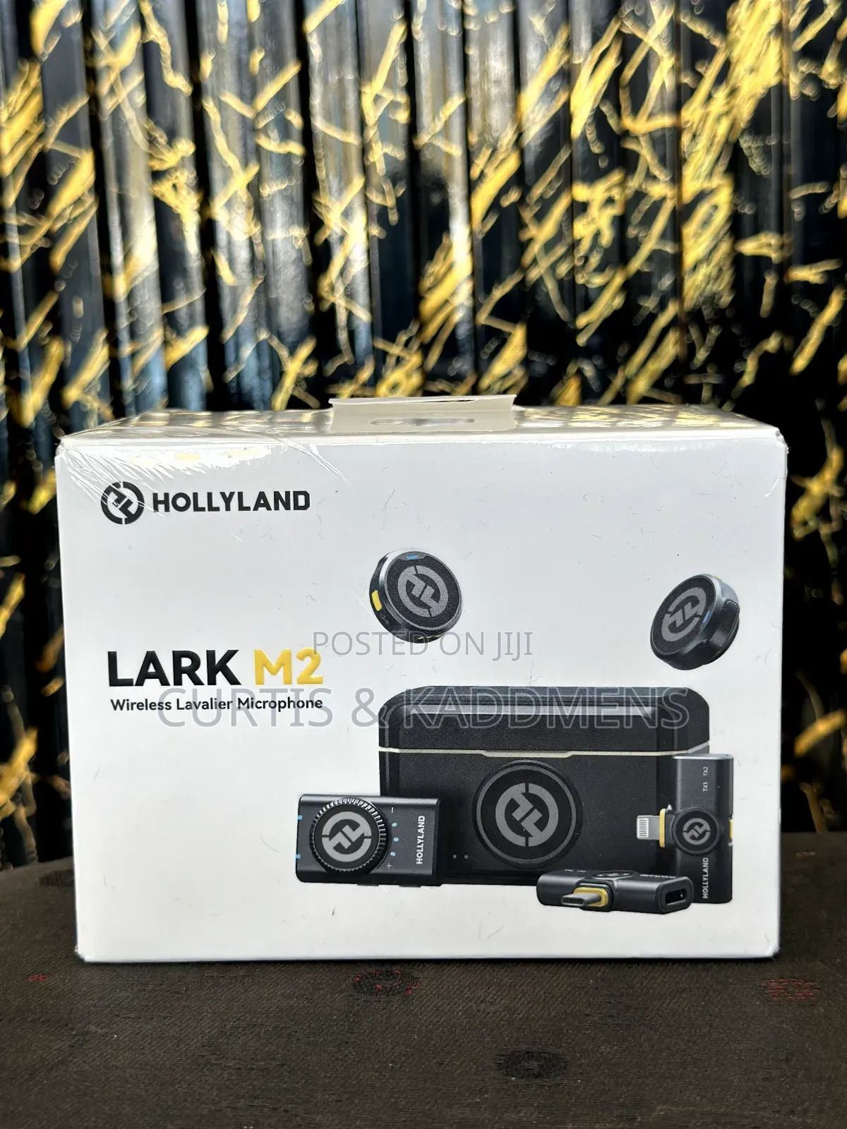 Hollyland Lark M2 (2tx + 1rx + Charging Case) Wireless Microphone
