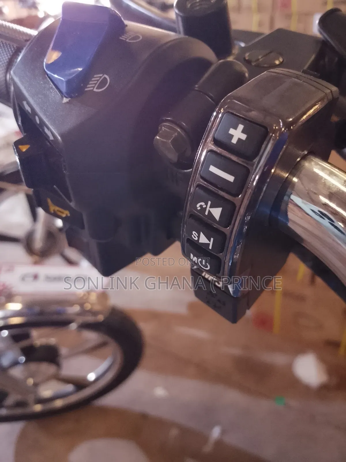 New Royal RY125 2025