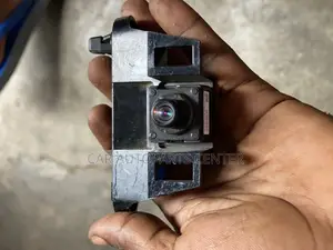 Toyota Landcruiser 2024-25 Reverse Camera