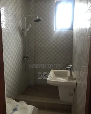 1bdrm Apartment in Mile 7 Achimota for rent