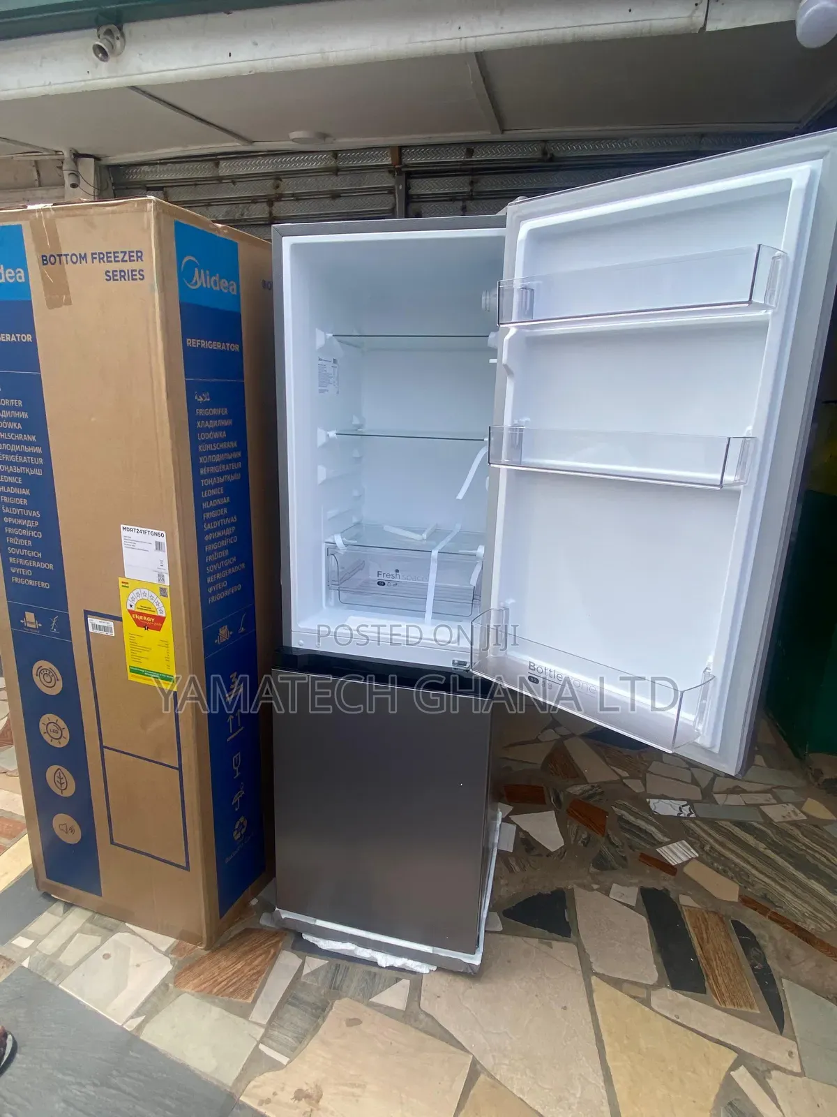 Quality Midea 174 Litre Refrigerator With Bottom Freezer