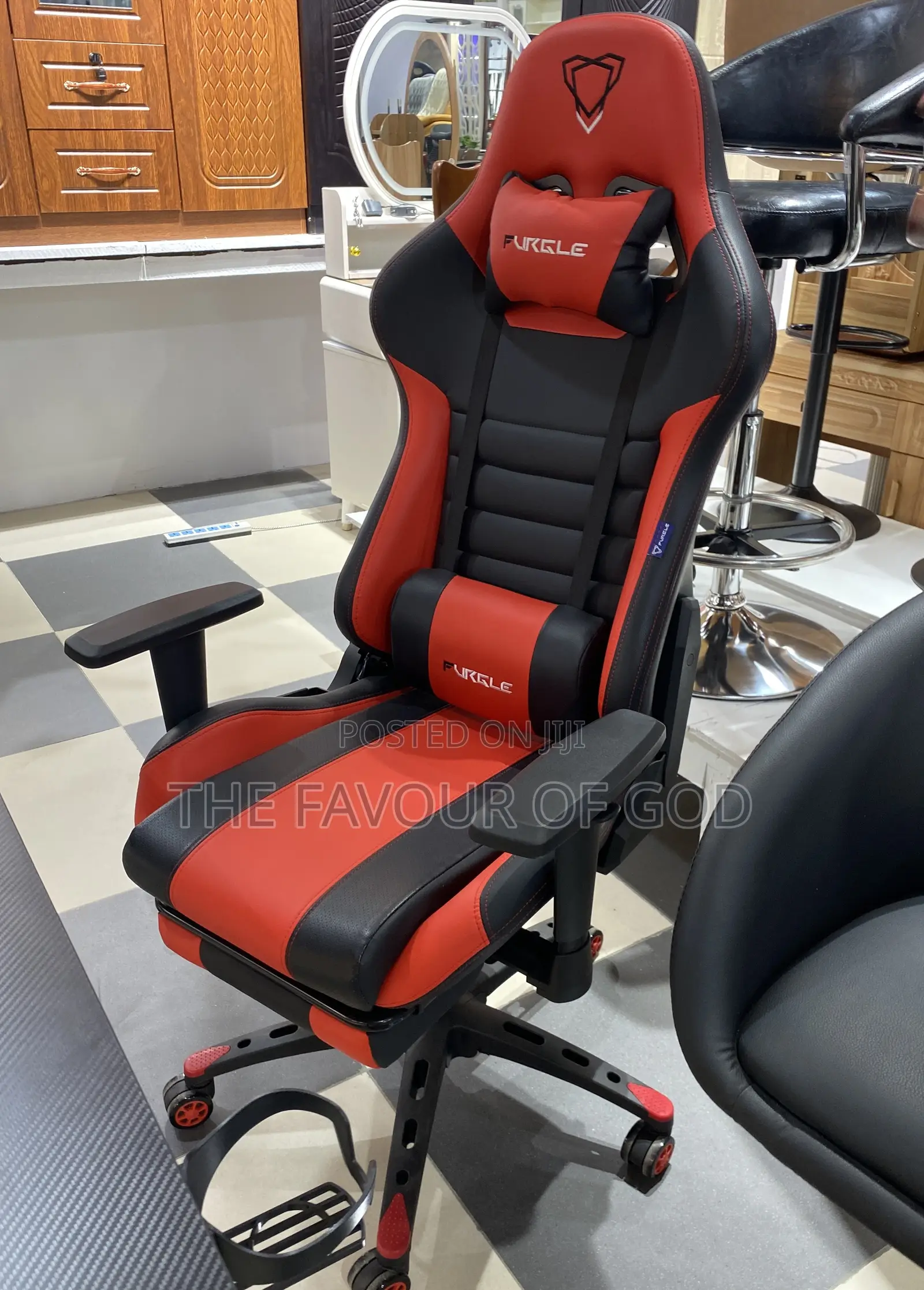 A Strong Made and Heavy Gaming Chair