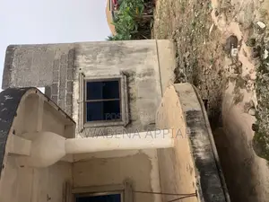 18bdrm Block of Flats in Mark Estate At, Kumasi Metropolitan for sale