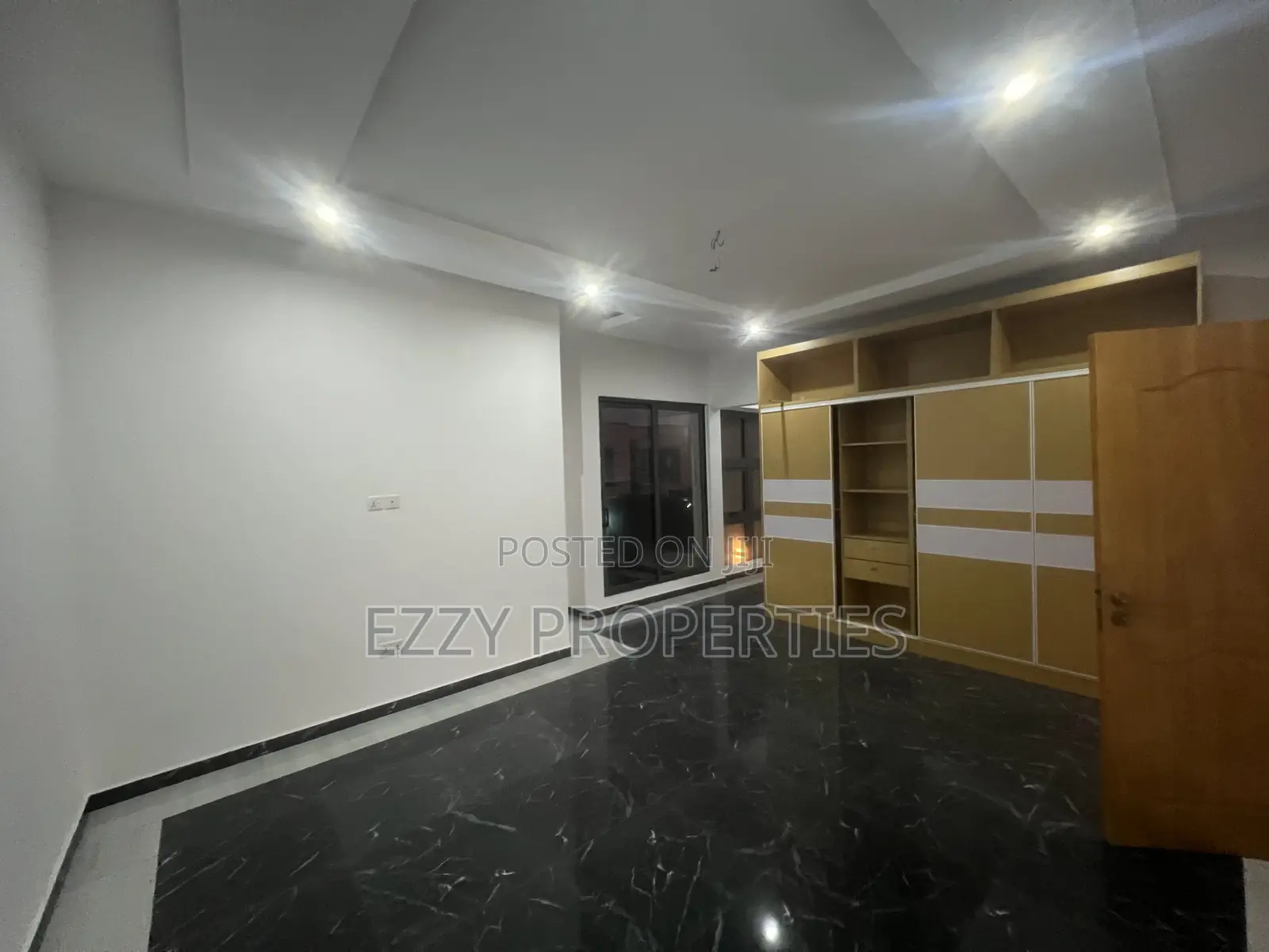 3bdrm Duplex in East Legon for rent