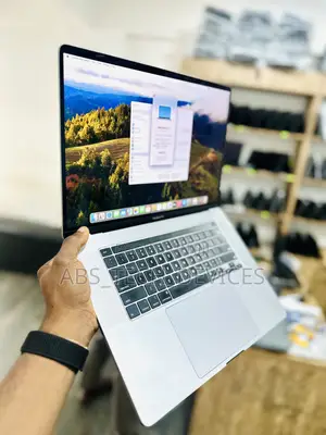 Laptop Apple MacBook Pro 2019 16GB Intel Core i9 SSD 1T