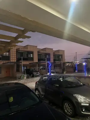 3bdrm Duplex in East Legon for rent