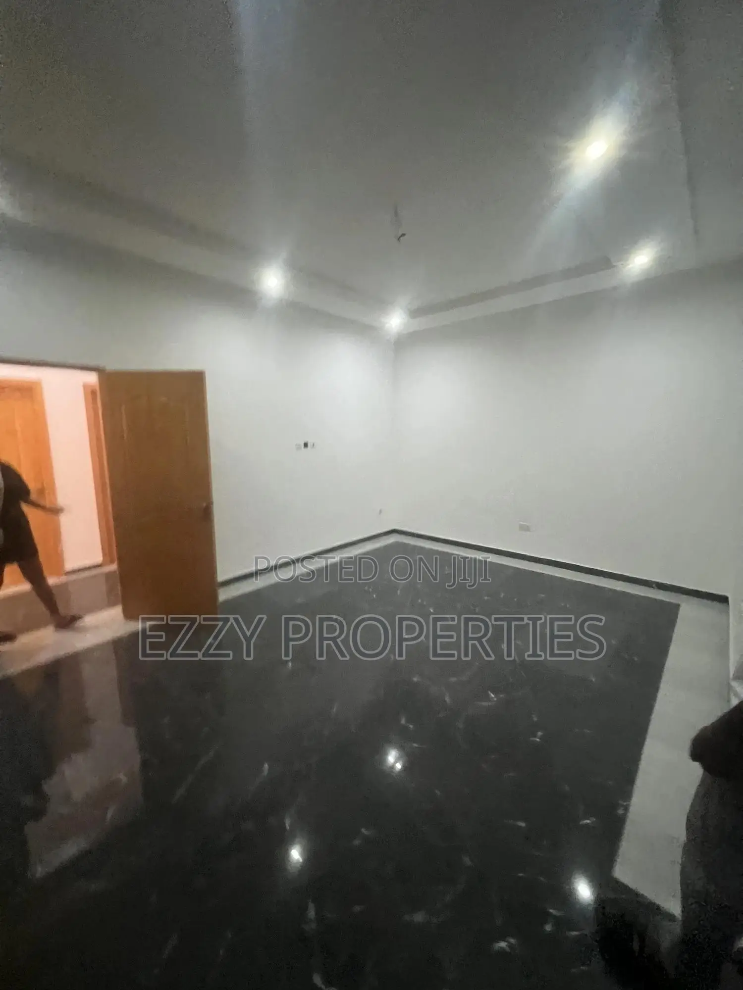 3bdrm Duplex in East Legon for rent