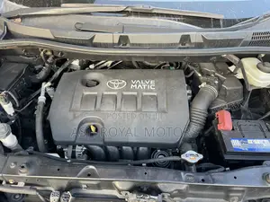 Toyota Voxy 2013 Black