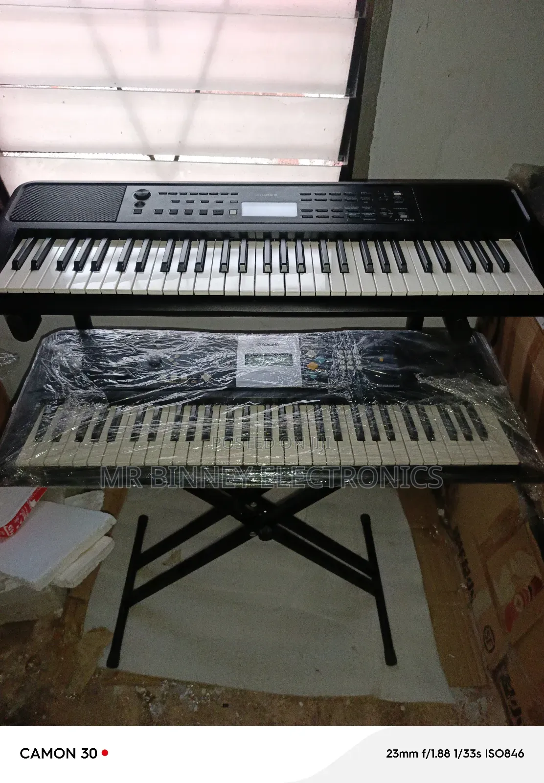 Double Keyboard Stand