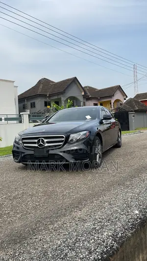Mercedes-Benz E300 2018 Black