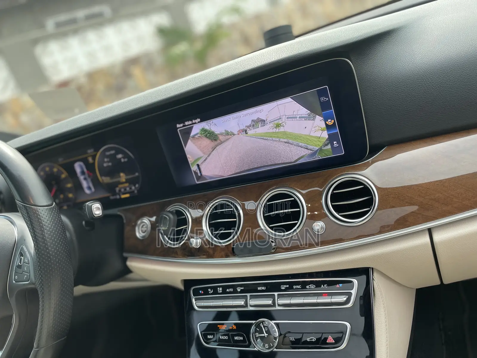 Mercedes-Benz E300 2018 Black