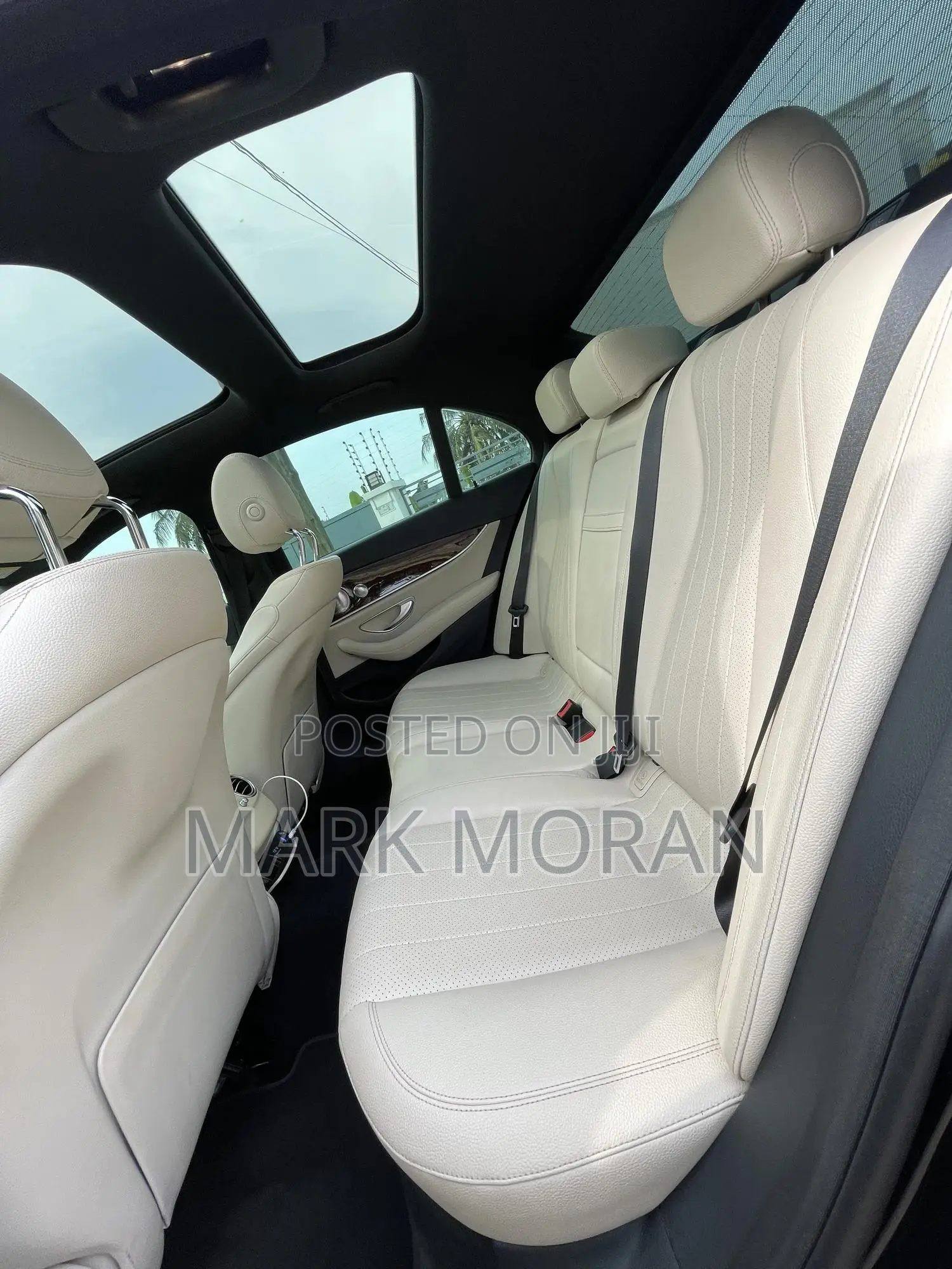 Mercedes-Benz E300 2018 Black