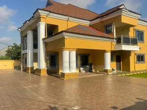 5bdrm House in Lashibi for rent