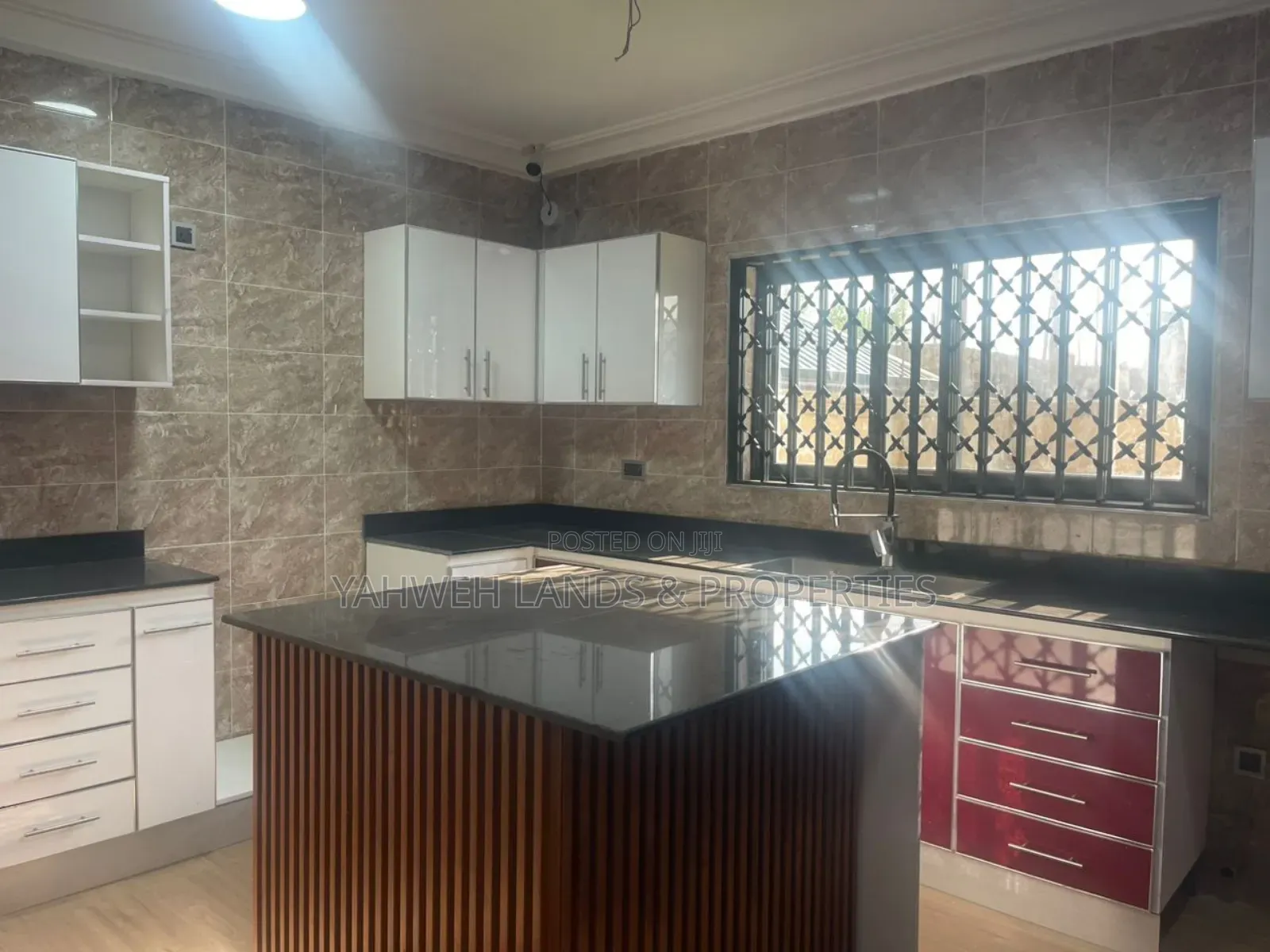 5bdrm House in Lashibi for rent