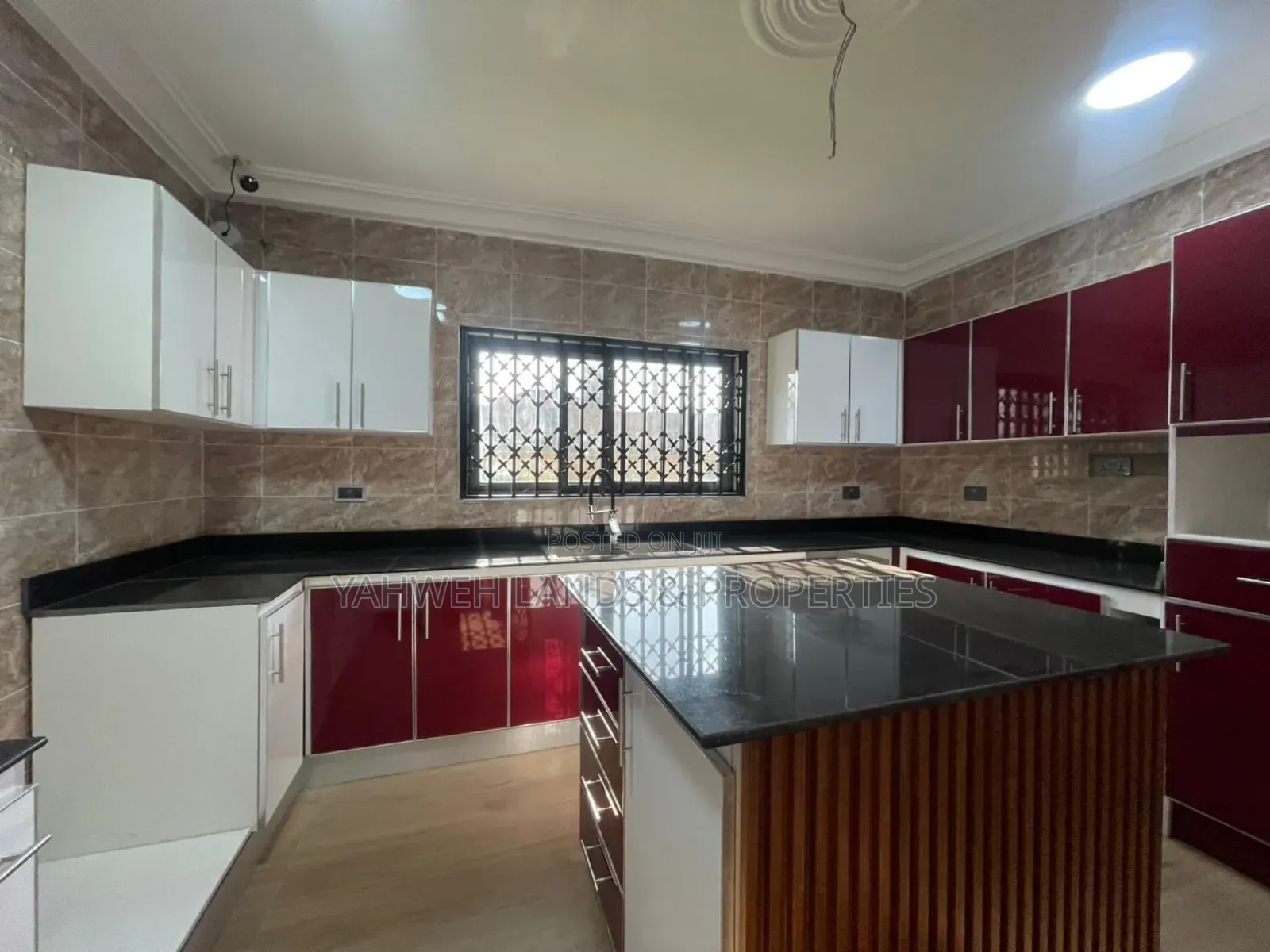 5bdrm House in Lashibi for rent