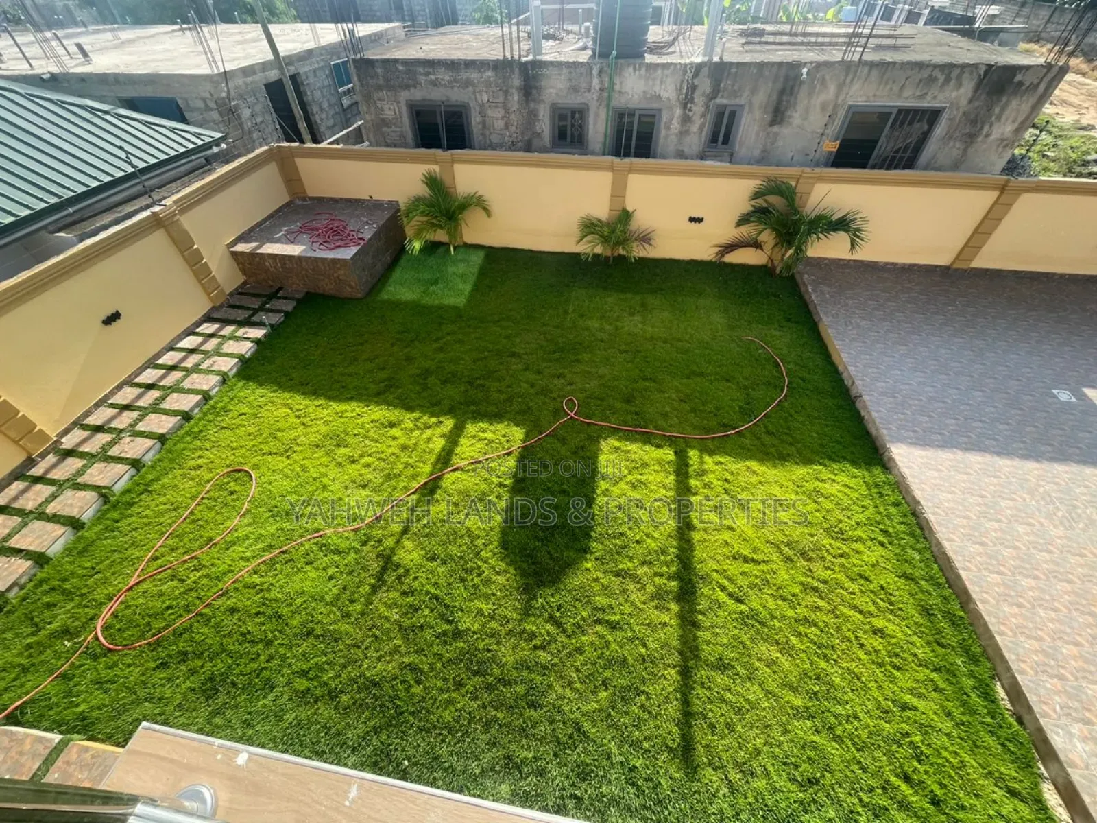 5bdrm House in Lashibi for rent