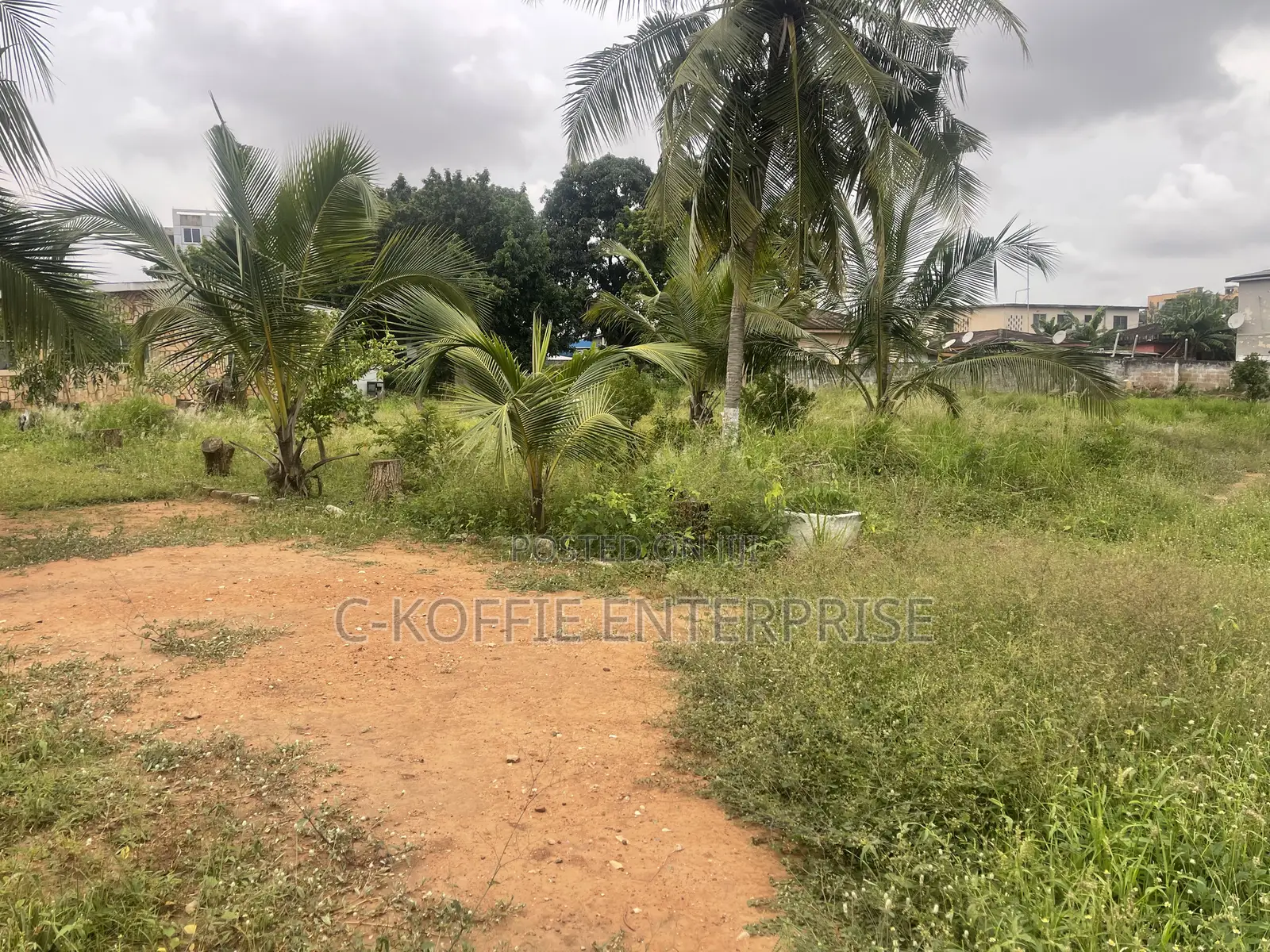2.5 Acers Land at Kwame Nkrumah Circle