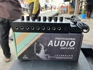 Behringer Headphone Amplifier 8 Channels