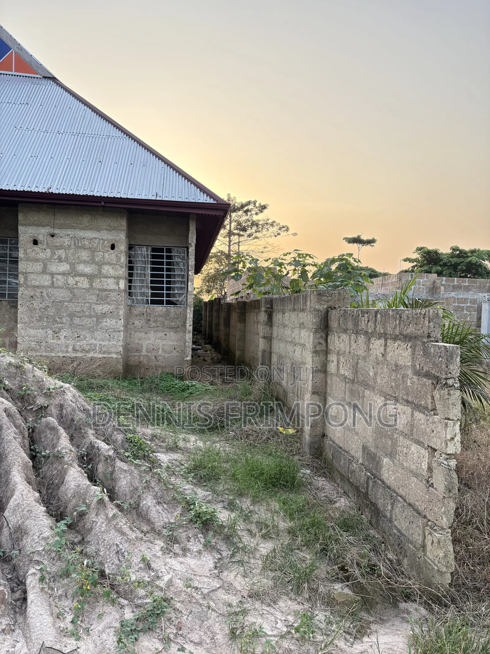 Very Nice Four Bedroom House With Three Washroom.